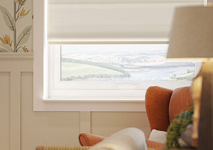 Calvert, Snow - Roman Blind - Image 5